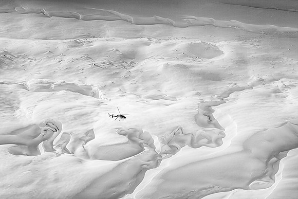 Flight above the sea of ice